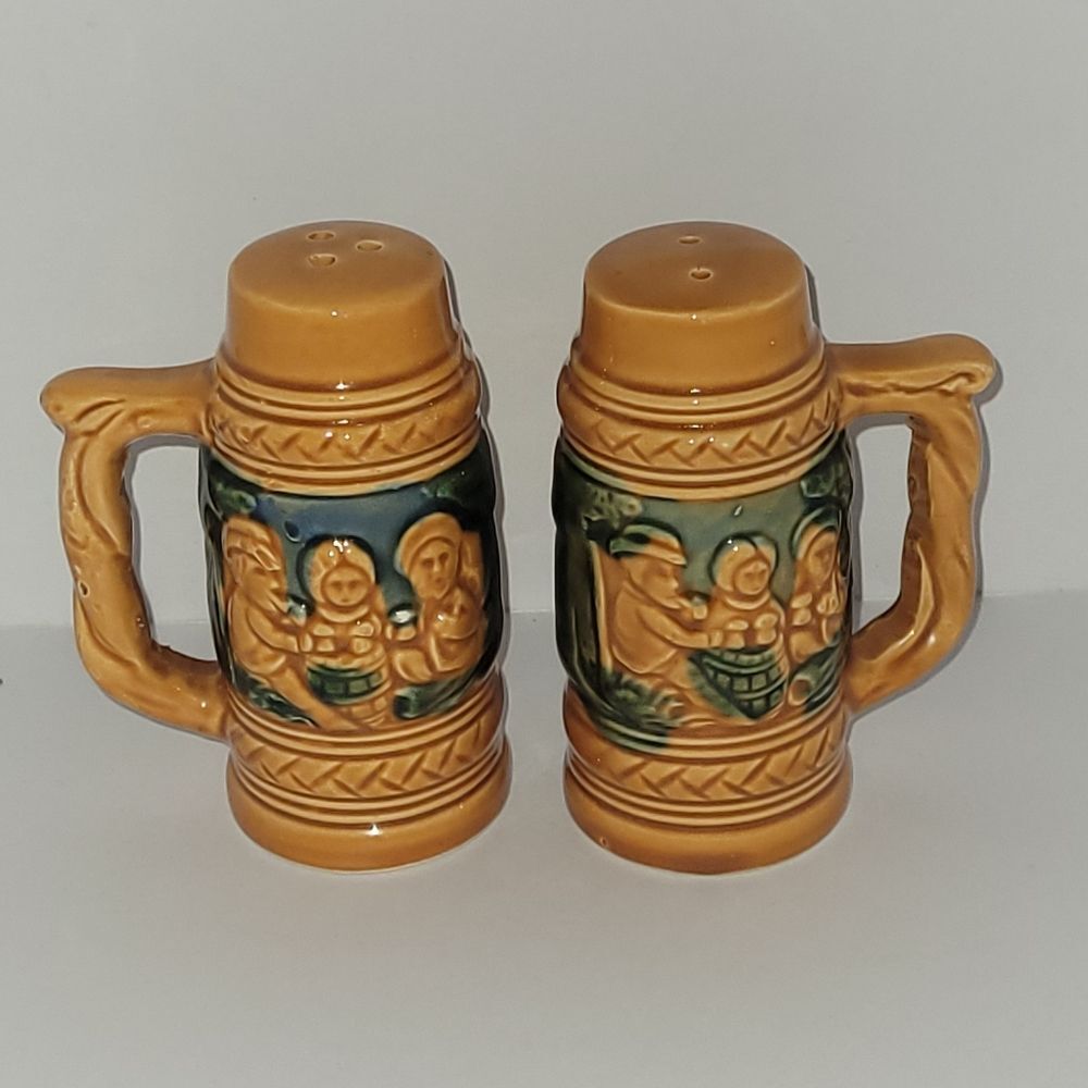 vintage ceramic German Beer Steins salt & pepper shakers